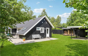 Beautiful Home In Højby With Wifi, Højby